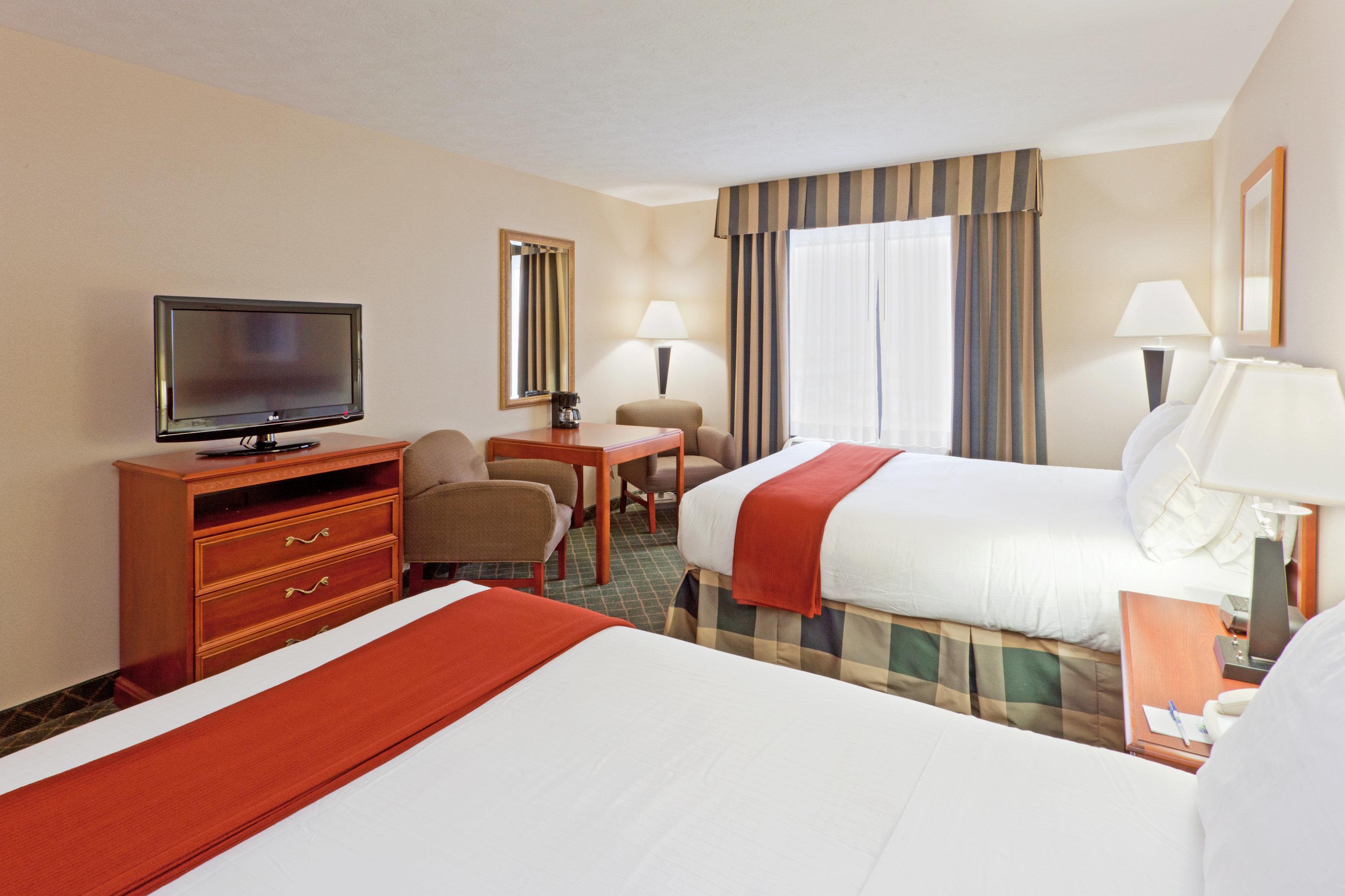 Holiday Inn Express Hotel & Suites Kent State University Pokoj fotografie