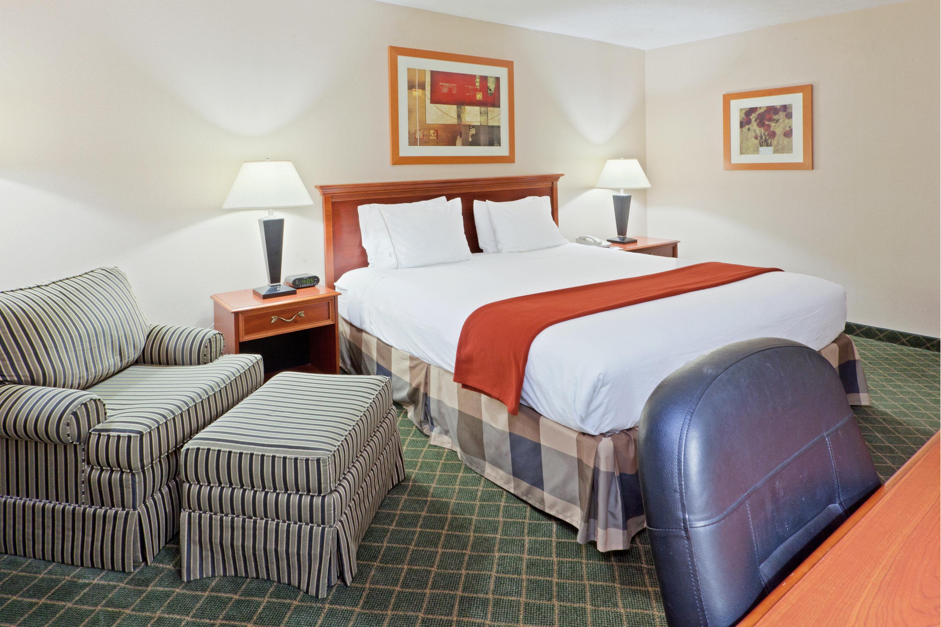 Holiday Inn Express Hotel & Suites Kent State University Exteriér fotografie